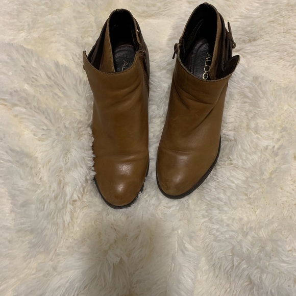 Aldo Shoes - Women’s size 7.5 Aldo boots (Brown)